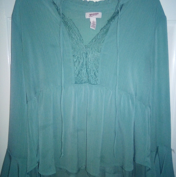 blouse - Picture 1 of 1